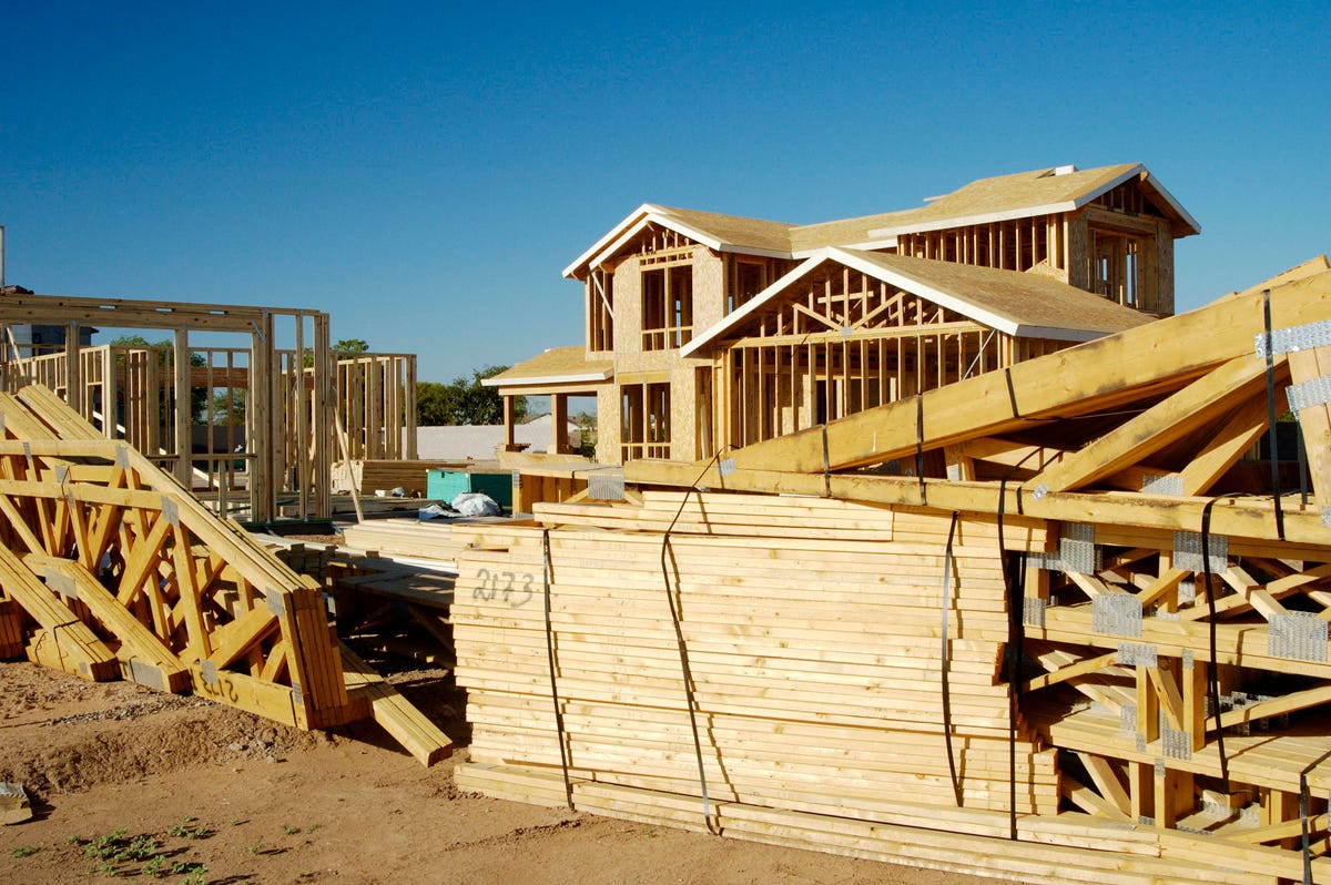 Homebuilding Weakness – An Indicator Of Softening Economy Growth