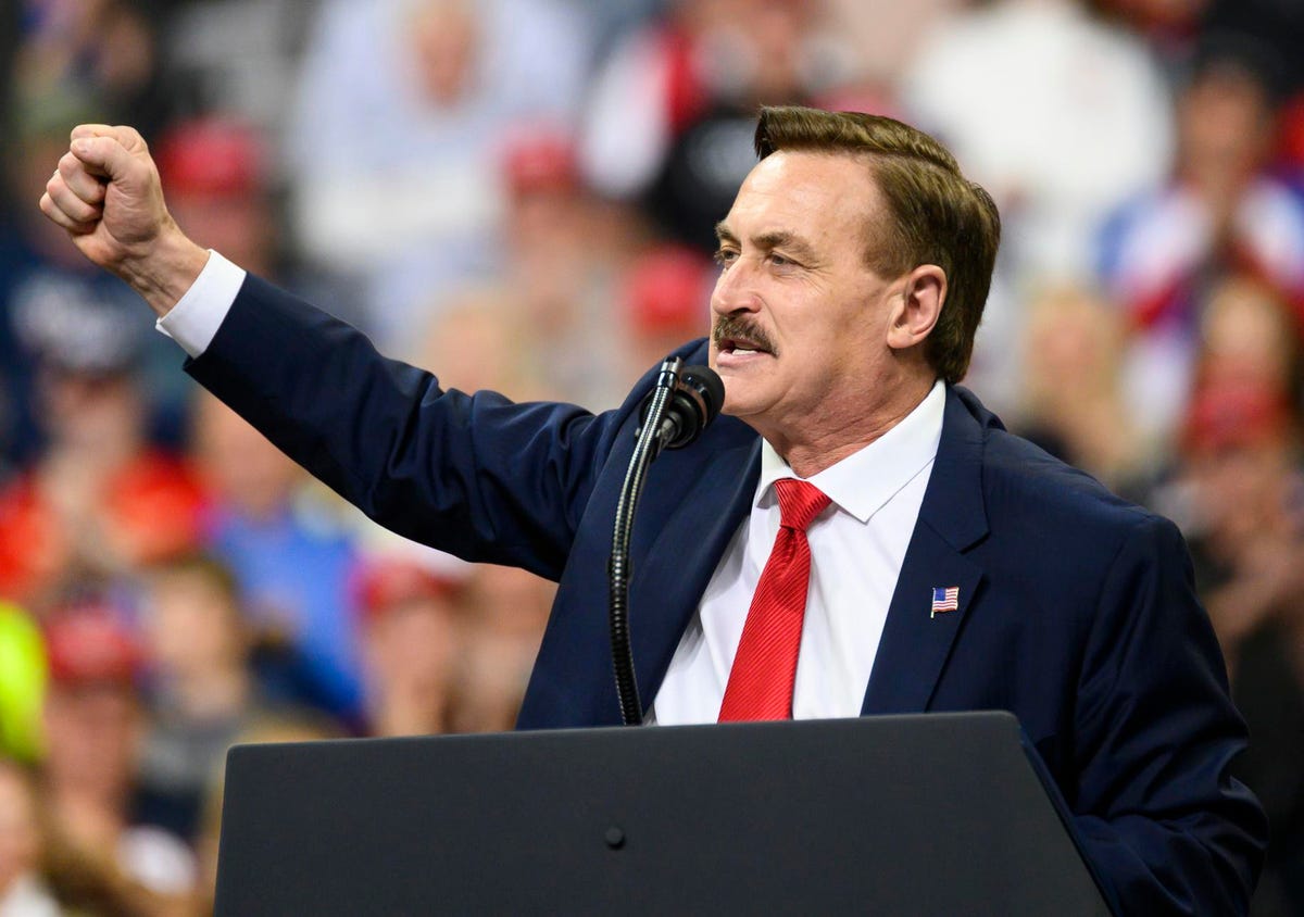 Did My Pillow’s Mike Lindell Sell His Plane To Raise Cash?