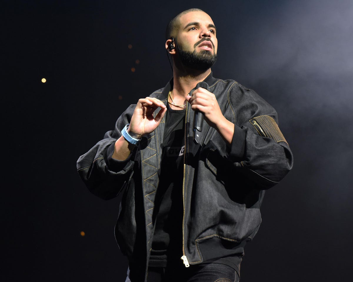 Drake Charts His Ninth No. 1 Hit As ‘Way 2 Sexy’ Debuts Atop The Hot 100