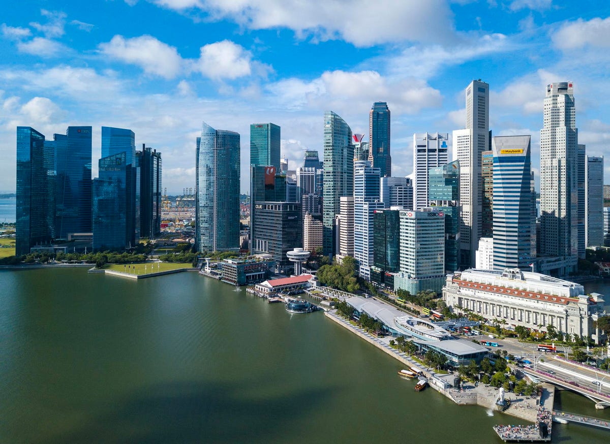 Malaysian Billionaire Brothers’ IOI Wins Marina Bay Site, Upbeat Over Singapore Property Outlook