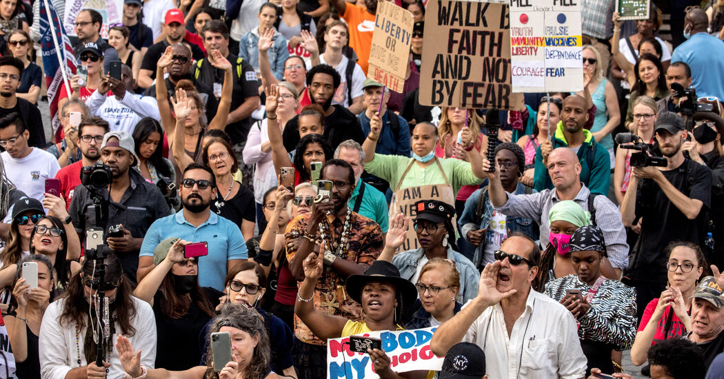 Vaccine Mandate Leads Thousands of New York Health Workers to Get Vaccinated