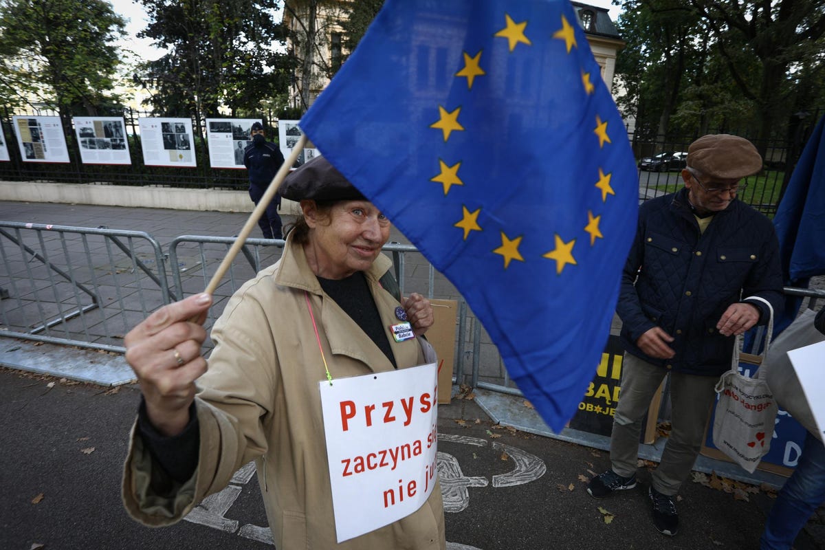 Poland’s Top Court Rules EU Laws Are Incompatible With Country’s Constitution