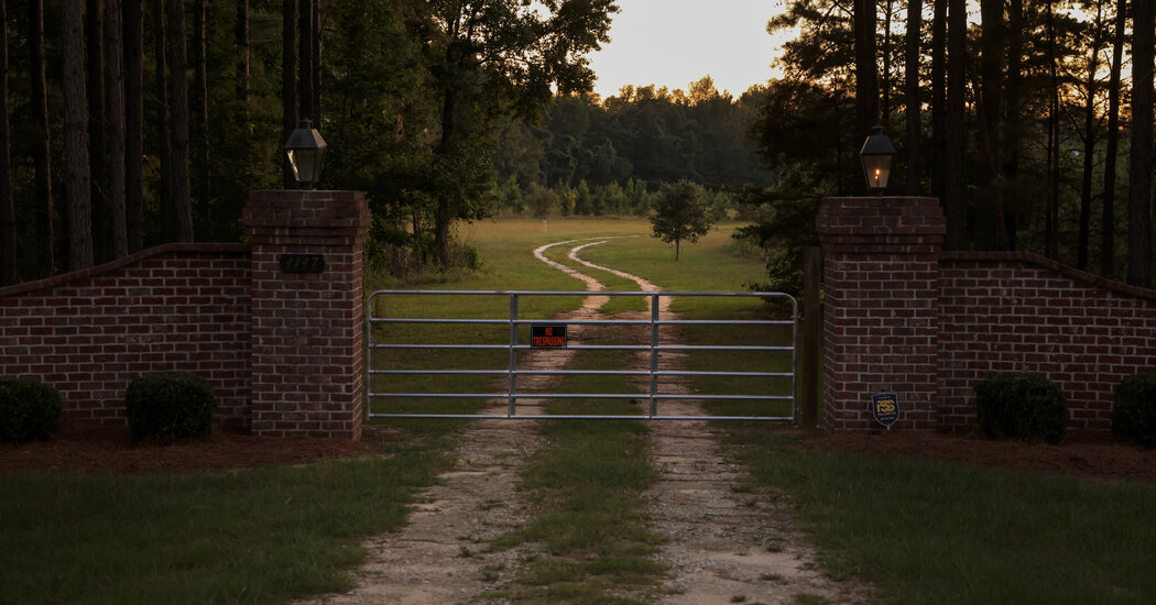 Unsolved Murdaugh Murders Expose Years of South Carolina Mysteries