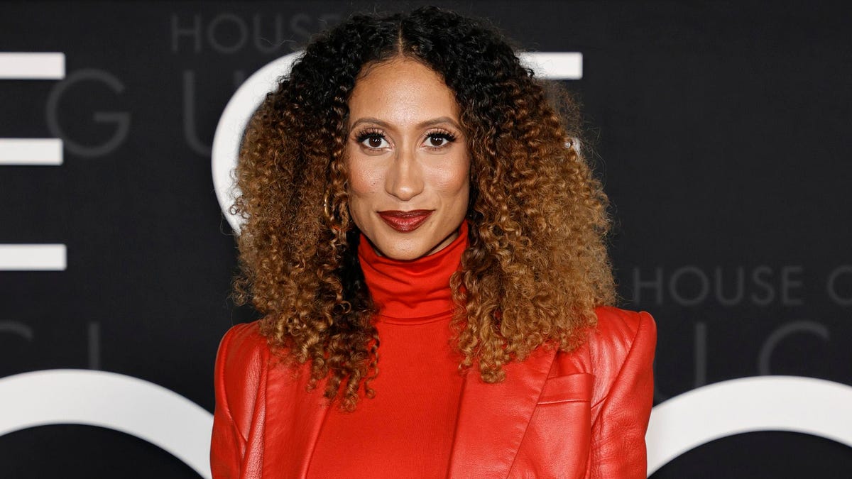 #BuyBlack Friday With Elaine Welteroth And Facebook This Holiday Season