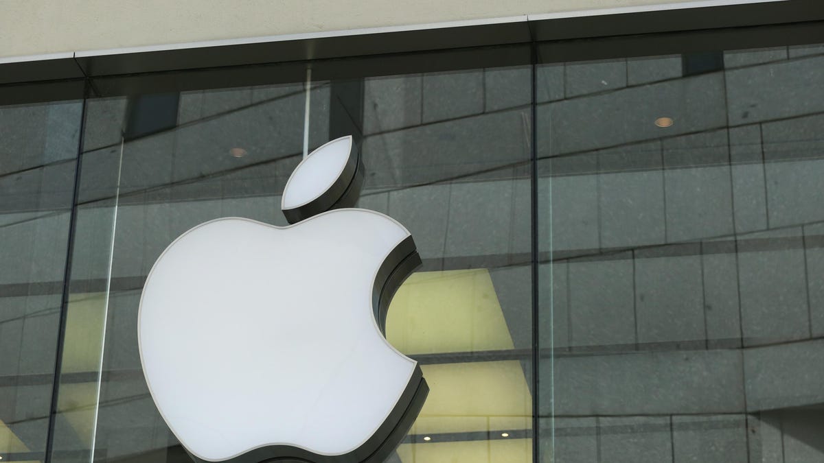 Details Leaked Of Apple’s Electric Car, Sending Stock To Record High