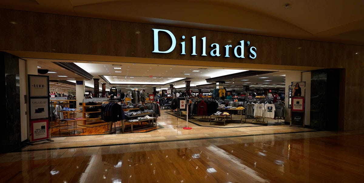 Dillard’s Reports Excellent Third Quarter