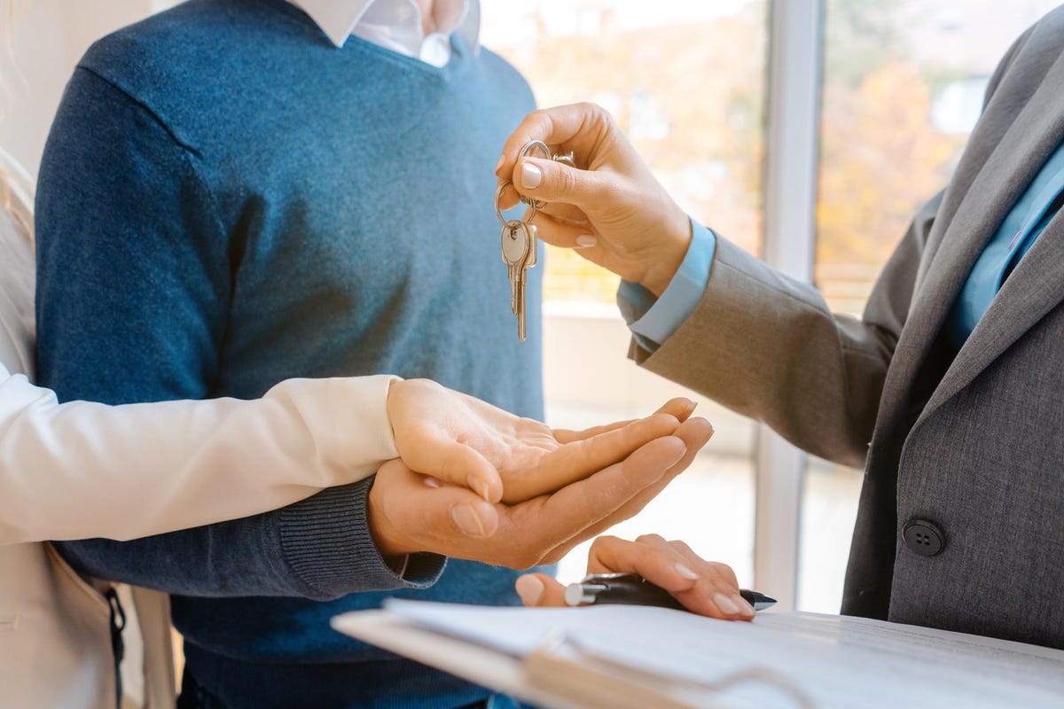 Four Ways Landlords Can Foster Positive Landlord-Tenant Relationships