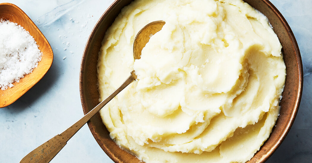 How to Make Fluffy, Flavorful Mashed Potatoes