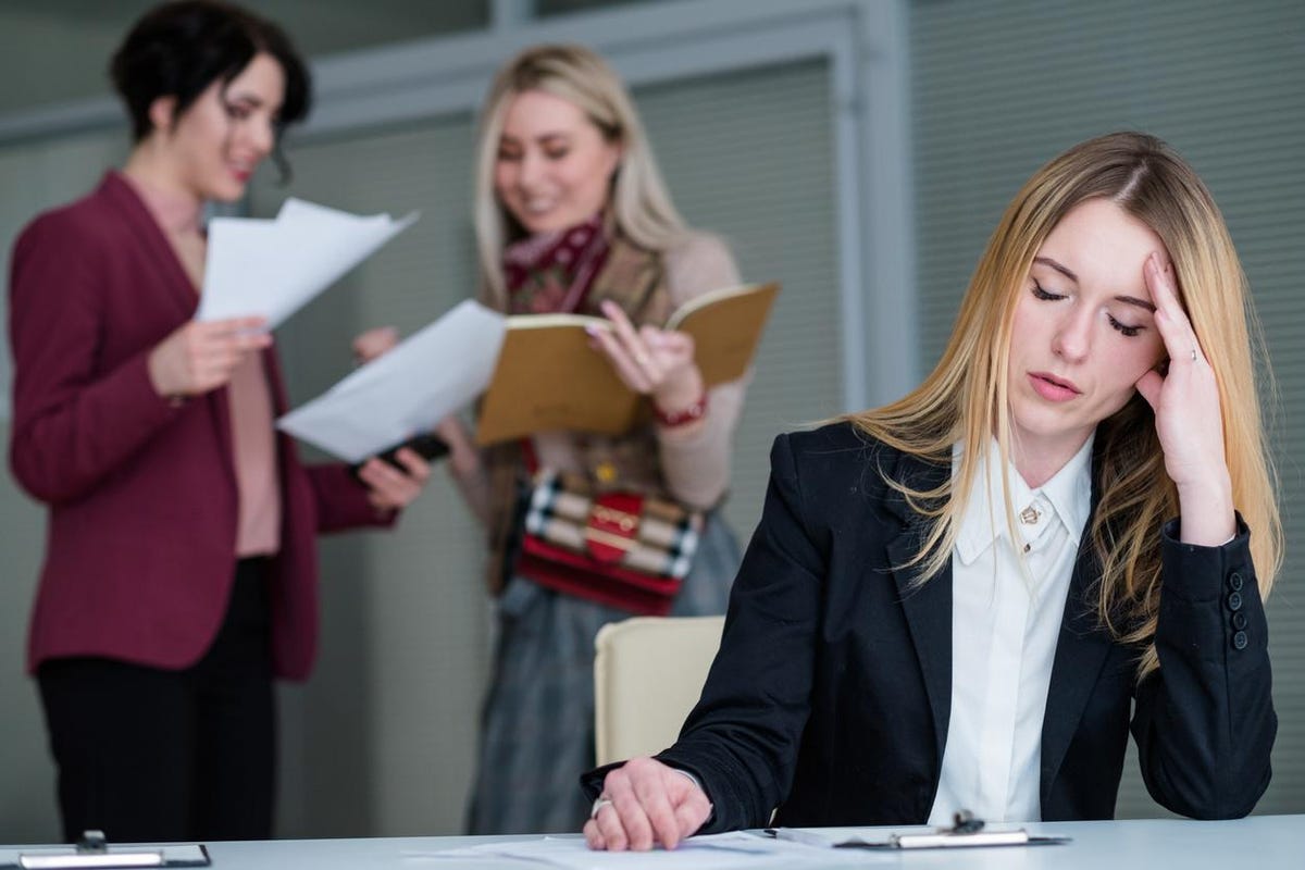 How To Manage Your Hypersensitivity: 5 Tips For The Workplace