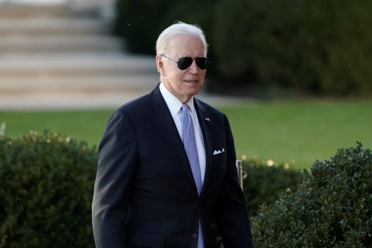 Biden’s Covid-19 Vaccine And Testing Mandates For Large Employers Are Reinstated By Court