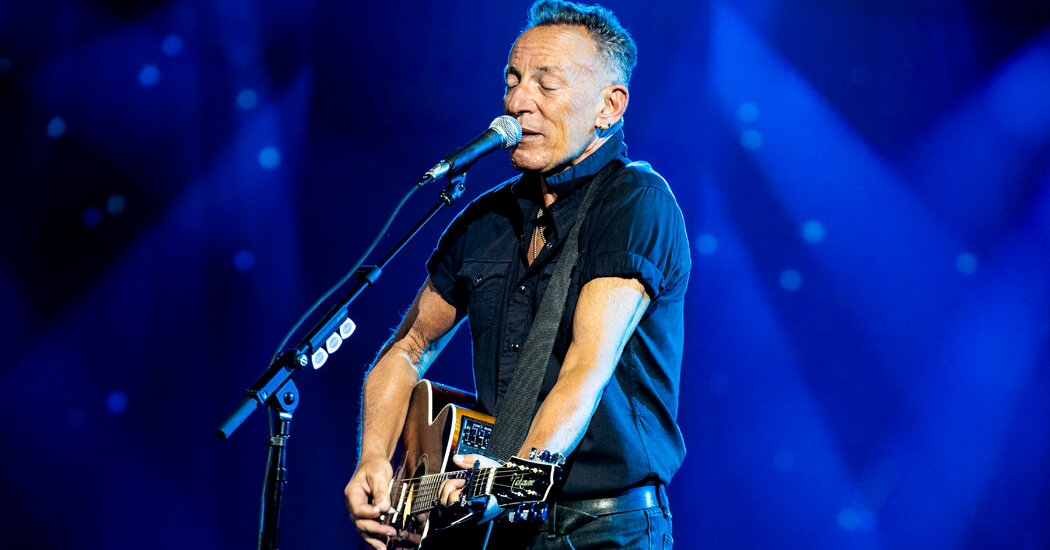 Bruce Springsteen Sells Music Catalog in Massive Deal