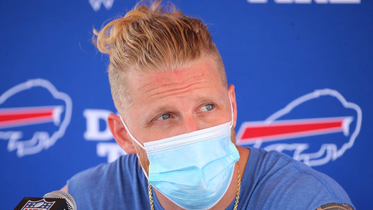 NFL’s Cole Beasley—A Longtime Vaccine Skeptic—Reportedly Tests Positive For Covid-19