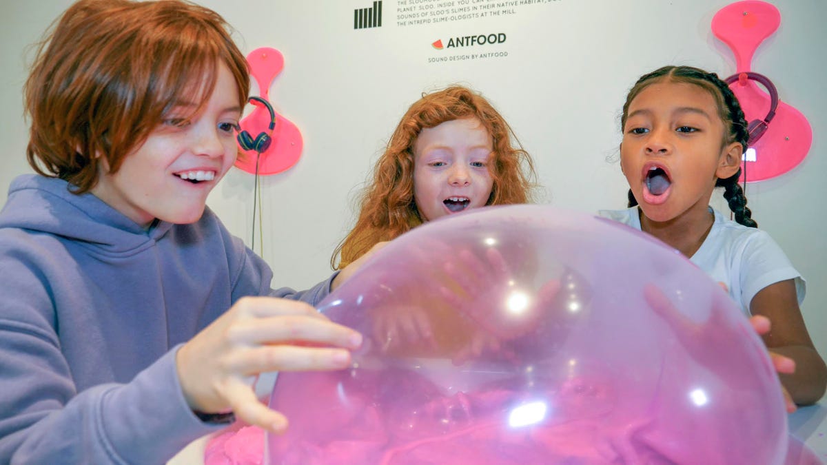 Sloomoo Institute Is Spreading Its Colorful Slime to New Locations In Chicago And Beyond