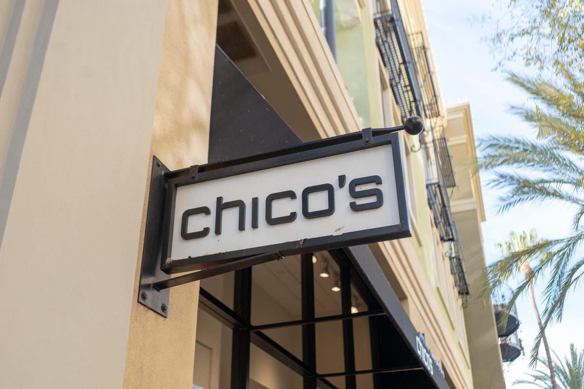 Walmart’s First Fashion Customer For Its GoLocal Delivery Service Is Chico’s