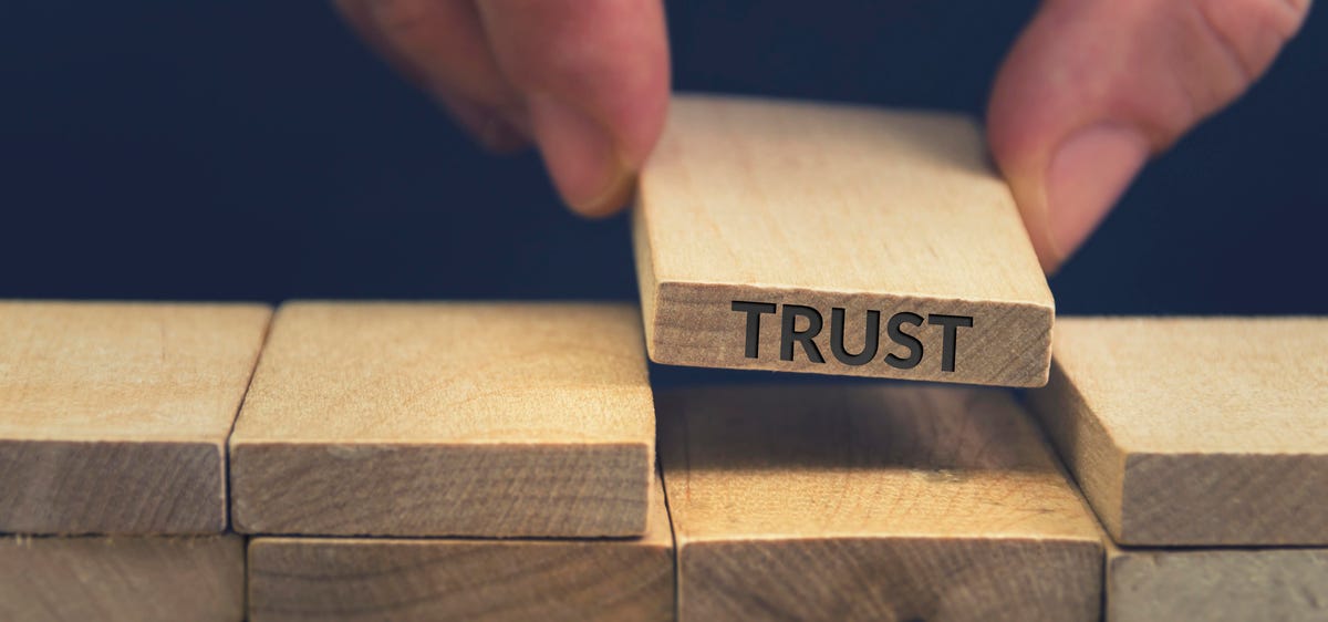 How To Establish Credibility: 4 Strategies Leaders Always Use