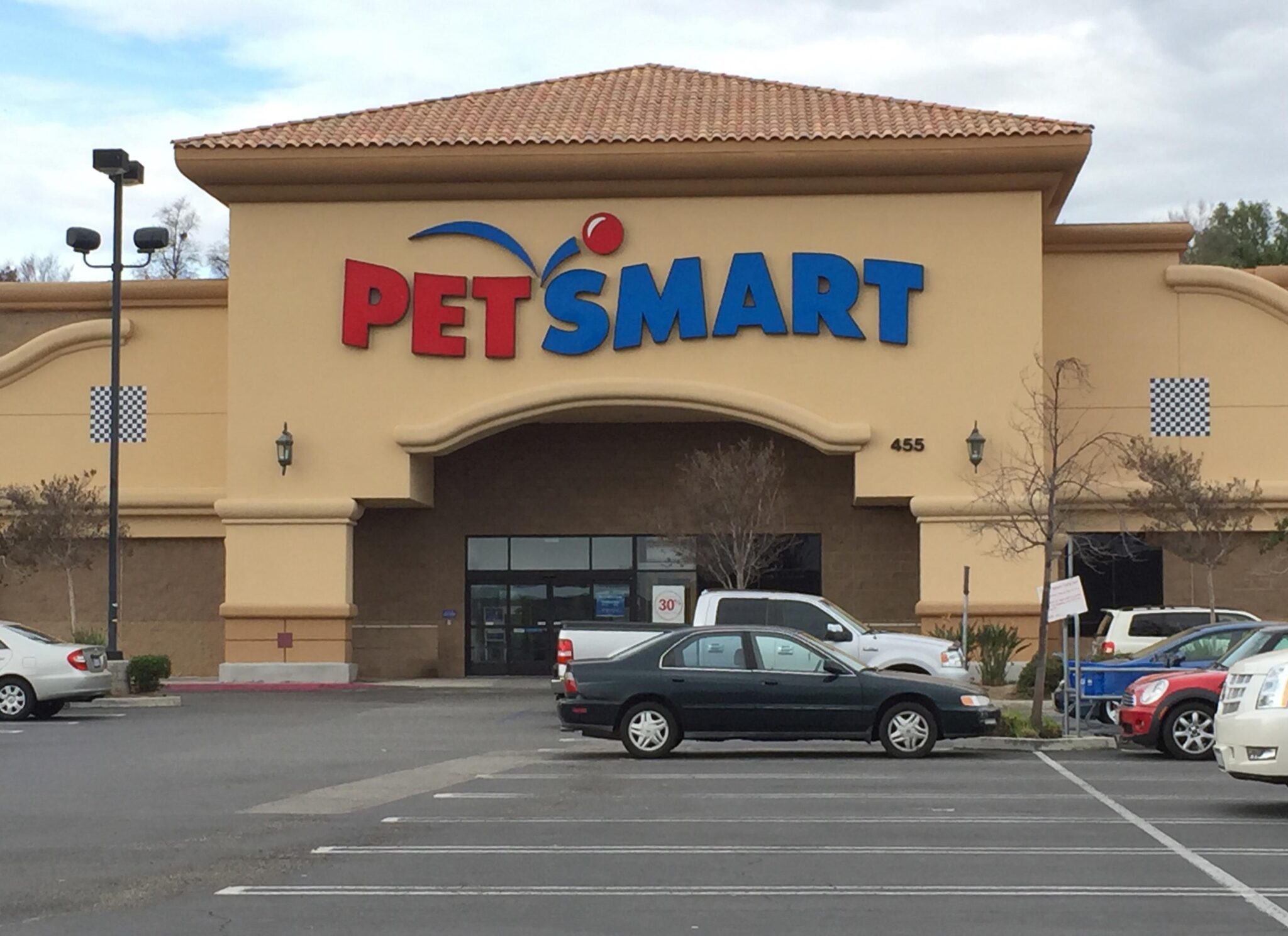 PetSmart Deal To Go Public Could Trigger Dog-Eat-Dog Competition